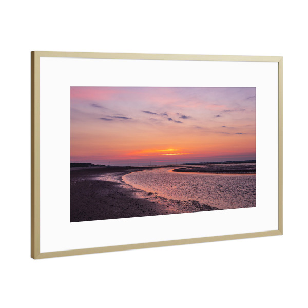 Poster mit Rahmen Gold "Sonnenaufgang und Wattenmeer" artboxONE - Natur,Reise,Reise / Strand und Meer