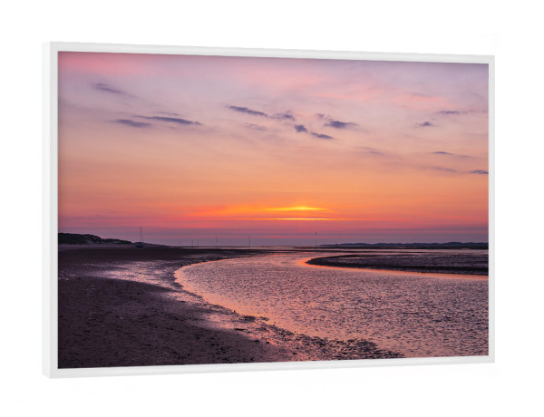 Poster mit weißem Rahmen "Sonnenaufgang und Wattenmeer" artboxONE - Natur,Reise,Reise / Strand und Meer