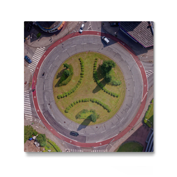 Galerie-Print "Lübeck - Kreisel Ziegelstraße" 30x30 cm artboxONE