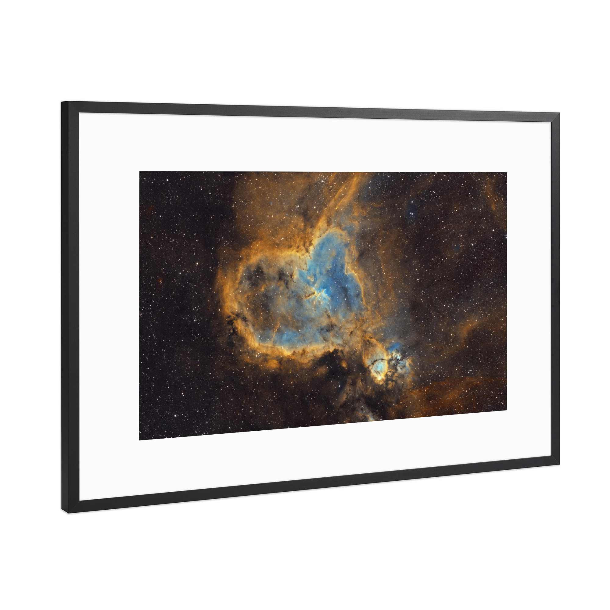 Poster mit Rahmen Schwarz (Metallic) "Herznebel in HSO" artboxONE - Galaxy