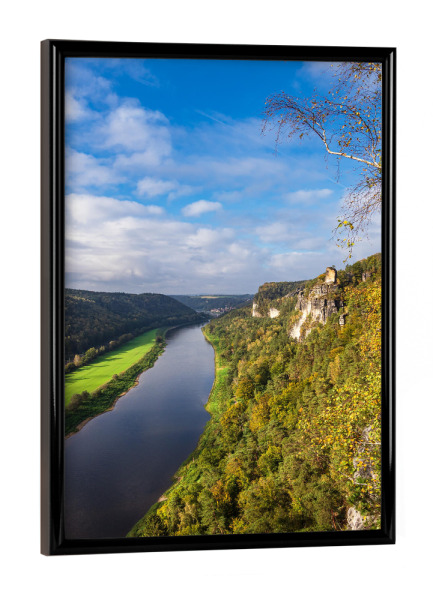 Poster mit schwarzem Rahmen "Felsen, Bäume und Elbe" artboxONE - Natur,Reise