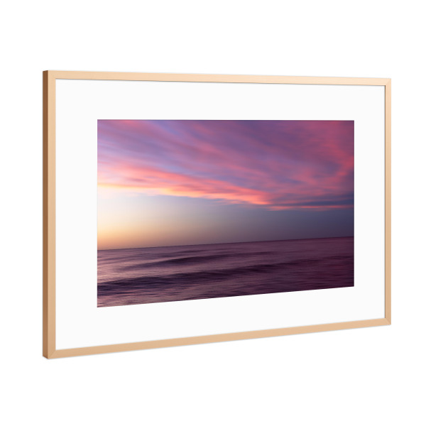 Poster mit Rahmen Kupfer "Rosa Wolken über dem Meer" artboxONE - Natur,Reise,Reise / Strand und Meer