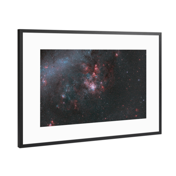 Poster mit Rahmen Schwarz (Metallic) "Doradus" artboxONE - Galaxy - Astronomie,Astro,Südsternhimmel,Universum,Weltall,Weltraum,Sterne,Nebel,Astronomy