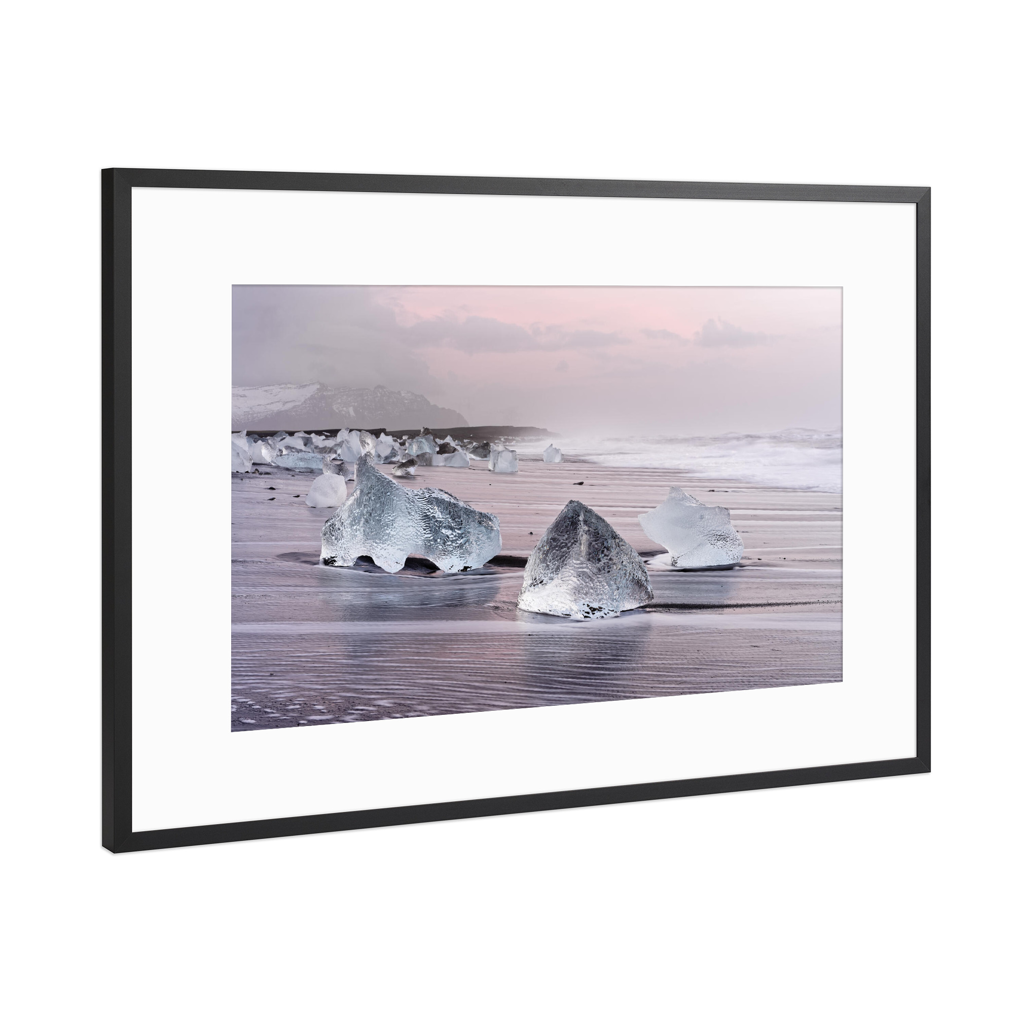 Poster mit Rahmen Schwarz (Metallic) "Morgenlicht am Eisstrand" artboxONE - Natur,Reise / Strand und Meer