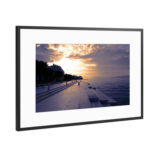 Poster mit Rahmen Schwarz (Metallic) "Riva, Zadar in Kroatien" artboxONE - Städte,Reise,Reise / Strand und Meer,Reise / Länder