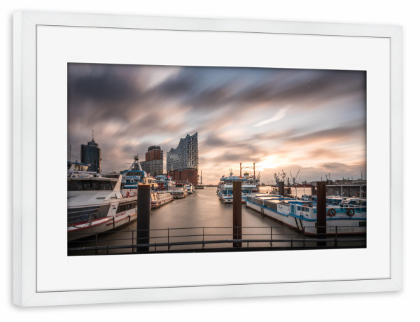 Poster mit Rahmen weiß "Hamburg Hafencity" artboxONE - Städte / Hamburg,Architektur