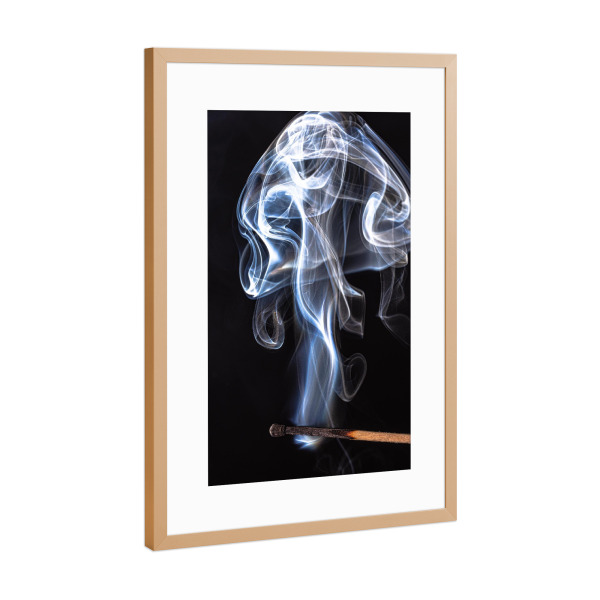 Poster mit Rahmen Kupfer "Rauchfahne" artboxONE - Abstrakt - Rauch,Streichholz,Feuer,Makro,Makrofotografie