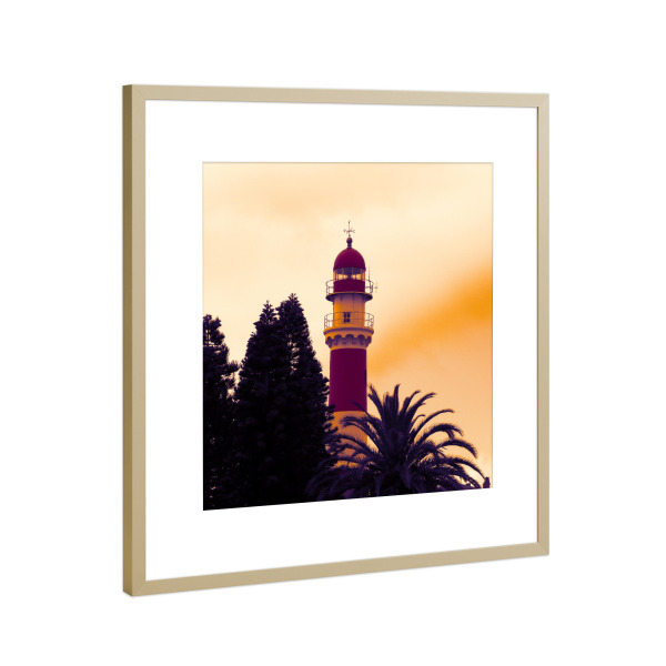 Poster mit Rahmen Gold "Swakopmund Leuchtturm" artboxONE - Reise,Reise / Strand und Meer,Reise / Afrika,Reise / Länder