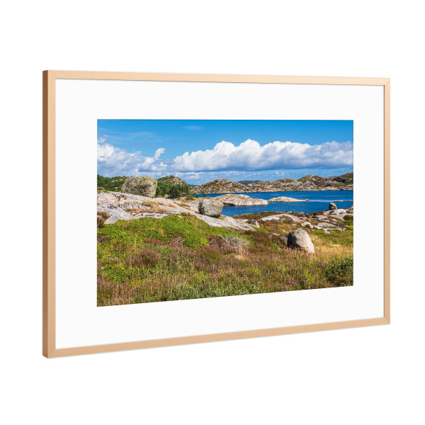 Poster mit Rahmen Kupfer "Felsen, Wasser und Wolken" artboxONE - Natur,Reise,Reise / Strand und Meer,Reise / Länder