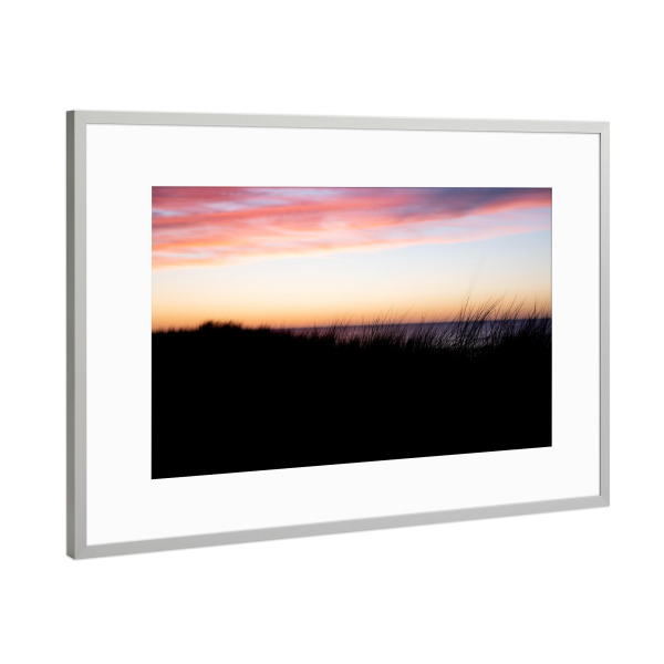 Poster mit Rahmen Silber "Dünen zur Goldenen Stunde am Meer" artboxONE - Natur,Reise,Reise / Strand und Meer