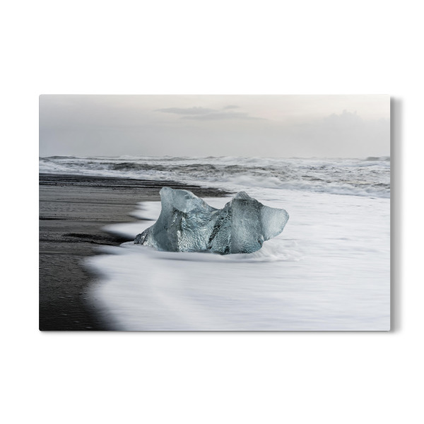 Galerie-Print "Eisblock am Strand" 30x20 cm artboxONE