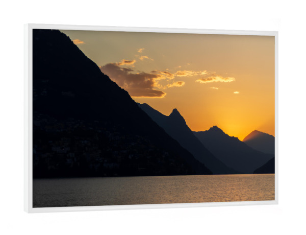 Poster mit weißem Rahmen "Sonnenaufgang im Sommer" artboxONE - Städte,Natur,Reise,Reise / Länder