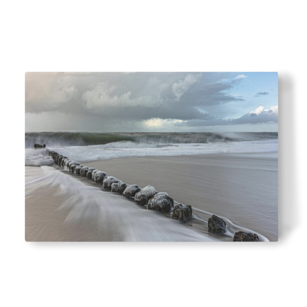 Leinwandbild "Wellen weichgezeichnet - Sylt" artboxONE - Reise / Strand und Meer - Wellen,Wasser,Meer,Sylt,Buhnen,Strand,Langzeitbelichtung