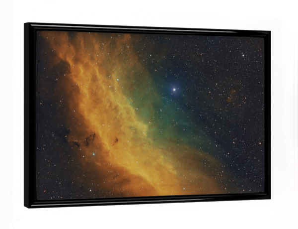 Poster mit schwarzem Rahmen "California-Nebel in HSO" artboxONE - Galaxy