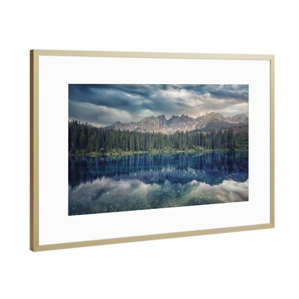 Poster mit Rahmen Gold "Carezza Lake in the evening" artboxONE - Natur,Reise,Reise / Länder,Für Mama