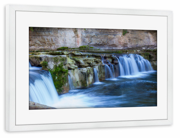 Poster mit Rahmen weiß "Wasserfall in der Affenschlucht" artboxONE - Natur,Reise,Floral