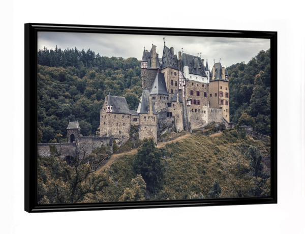 Poster mit schwarzem Rahmen "Autumn In Eltz" artboxONE - Städte,Reise,Architektur,Reise / Länder,Städte / Weitere