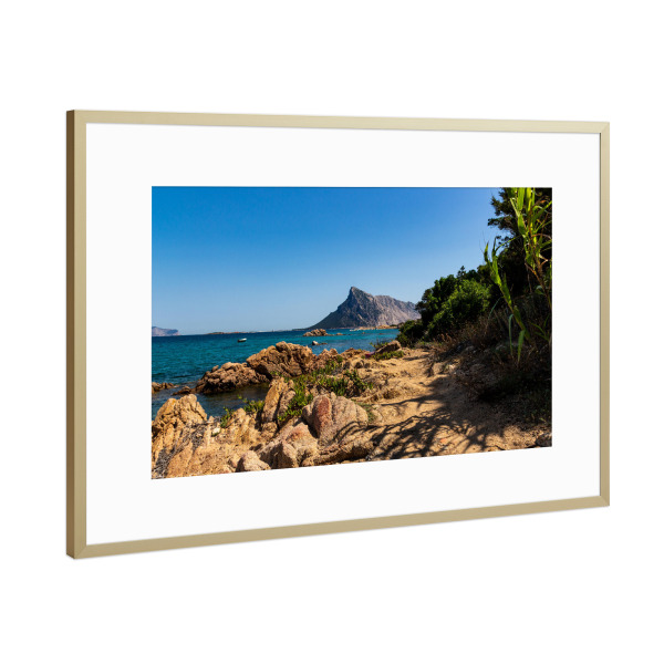 Poster mit Rahmen Gold "Küste Sardinies" artboxONE - Natur,Floral,Reise / Strand und Meer