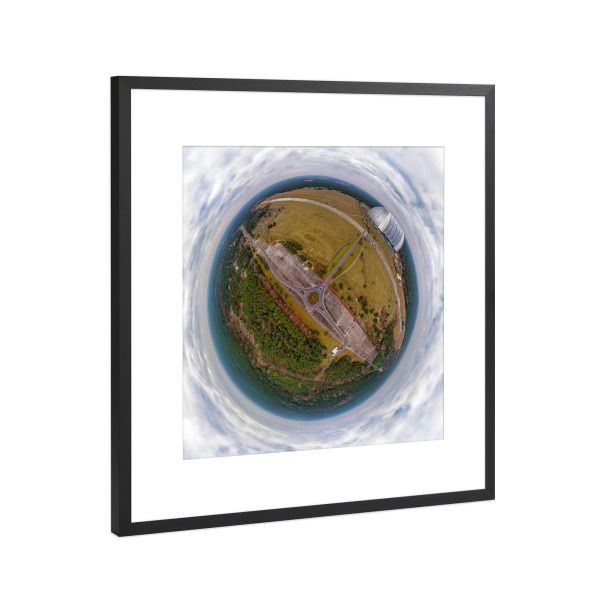 Poster mit Rahmen Schwarz (Metallic) "Tropische Insel - Kreisverkehr" artboxONE - Städte,Städte / Berlin,Natur,Reise,Architektur