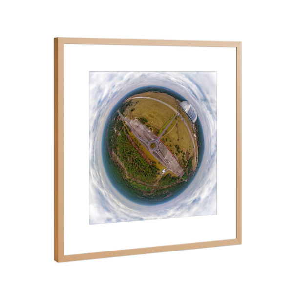 Poster mit Rahmen Kupfer "Tropische Insel - Kreisverkehr" artboxONE - Städte,Städte / Berlin,Natur,Reise,Architektur