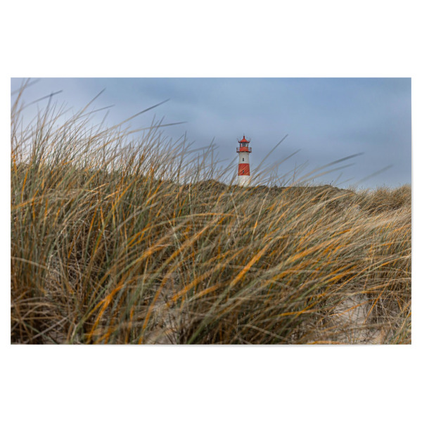 Poster "Leuchtturm in der Ferne" artboxONE - Reise / Strand und Meer - Sylt,Meer,Leuchtturm,Dünen,Strand,Sand,Sea,Beach,Lighthouse