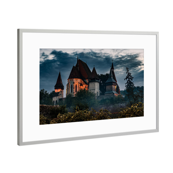 Poster mit Rahmen Silber "Kirchenburg Birthälm" artboxONE - Architektur,Reise / Länder