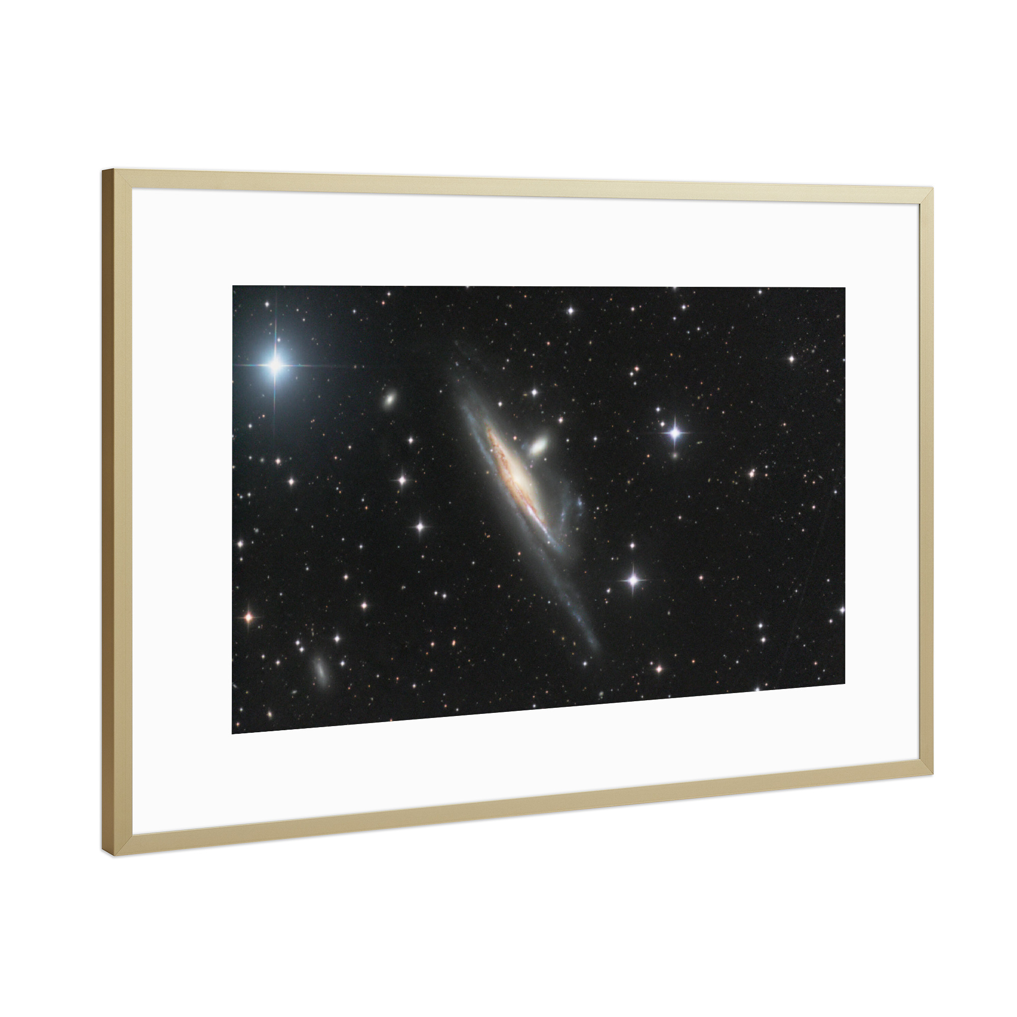 Poster mit Rahmen Gold "Elliptische Galaxie" artboxONE - Galaxy