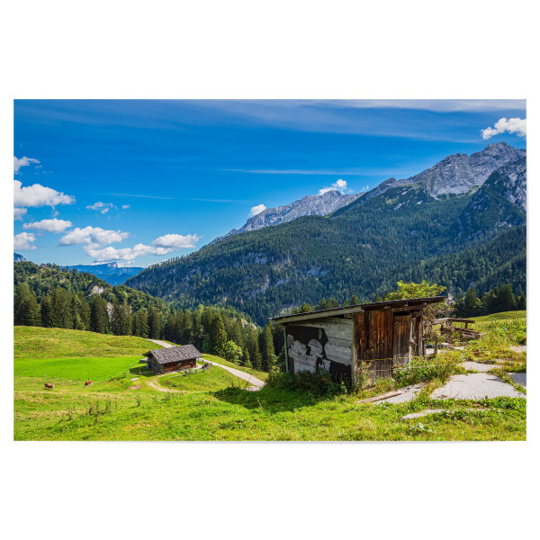 Poster 30x20 cm "Alte Hütte, Wald und Berge" artboxONE - Natur,Reise
