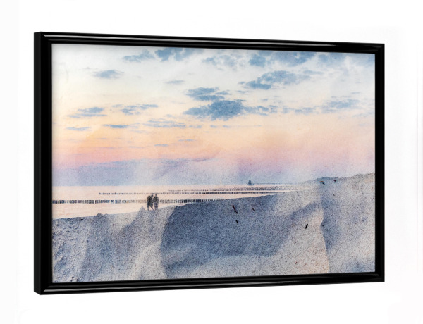 Poster mit schwarzem Rahmen "Am Abgrund" artboxONE - Reise / Strand und Meer