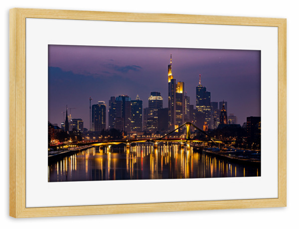 Poster mit Rahmen kiefer "Die Frankfurter Skyline" artboxONE - Architektur,Städte / Frankfurt
