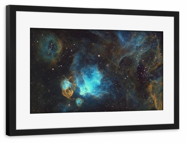Poster mit Rahmen schwarz "Emissionsnebel in Dorado" artboxONE - Galaxy