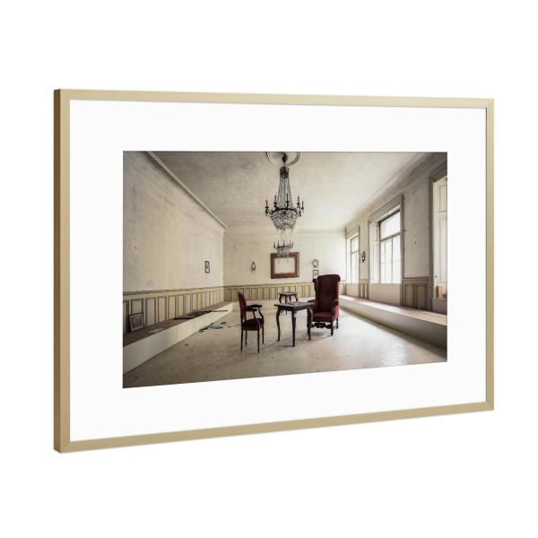 Poster mit Rahmen Gold "A game of Chess" artboxONE - Architektur,Buchstaben / A,Buchstaben / U,Buchstaben / V