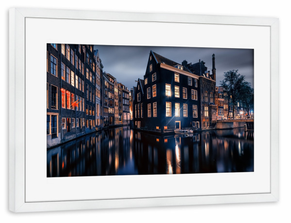 Poster mit Rahmen weiß "Amsterdam By Night" artboxONE - Städte,Reise,Architektur,Reise / Länder,Städte / Amsterdam