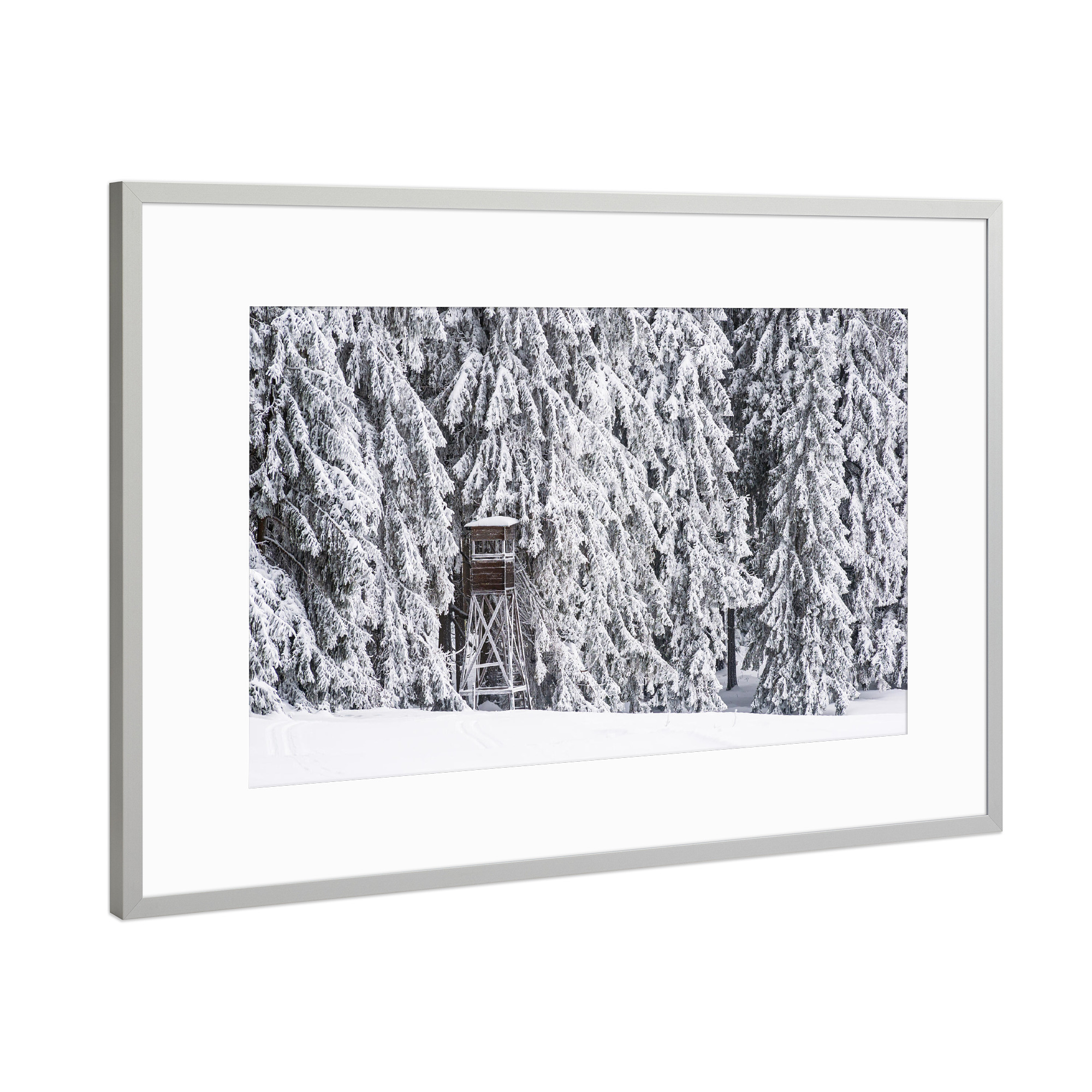 Poster mit Rahmen Silber "Hochsitz, Bäume und Schnee" artboxONE - Natur,Reise