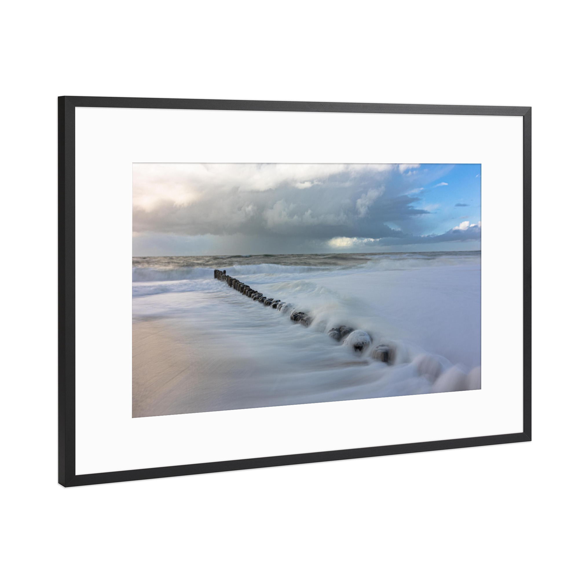 Poster mit Rahmen Schwarz (Metallic) "Sylt - Buhnen am Meer" artboxONE - Natur,Reise / Strand und Meer