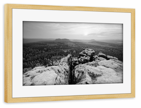 Poster mit Rahmen kiefer "Panoramablick schwarzweiß" artboxONE - Natur,Reise