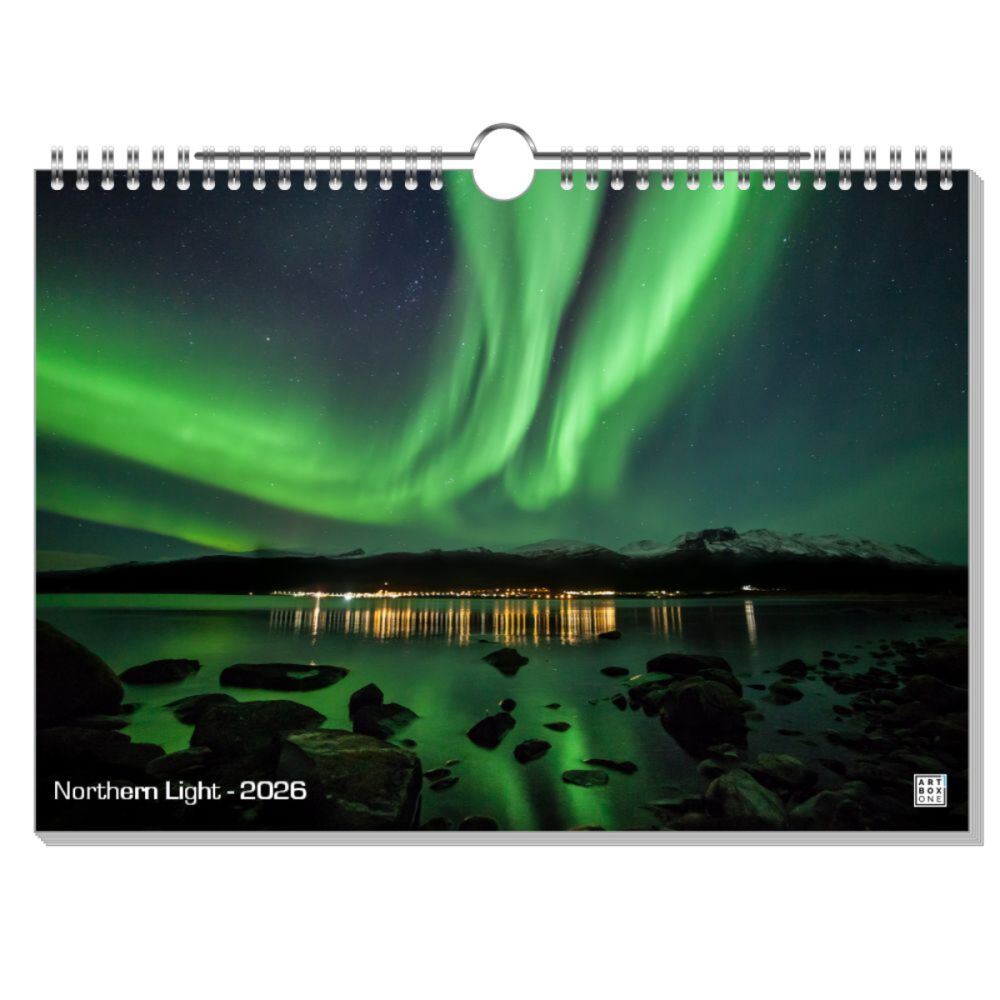 artboxONE Wandkalender A4 2026 Northern Light Island
