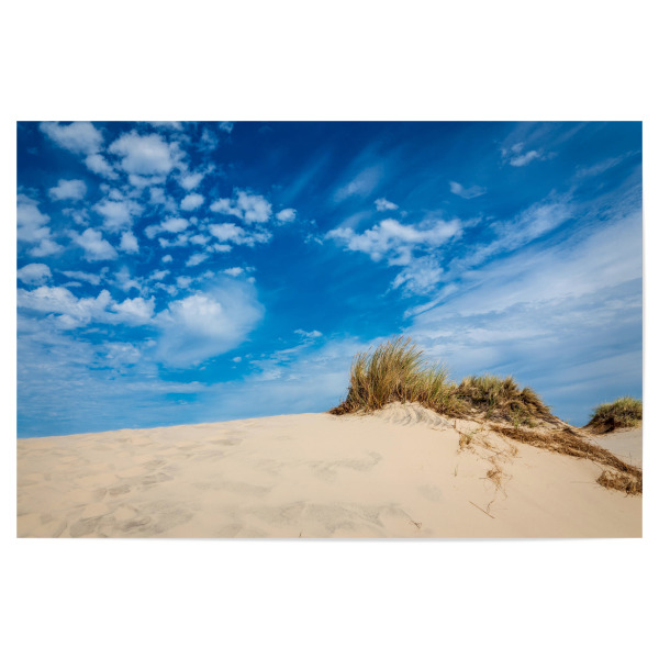 Poster 30x20 cm "Lonely Dune" artboxONE - Natur,Reise / Strand und Meer - Düne,Strand,Gras,Himmel,Wolken,Einsam,Friedlich,Beach,Vacation