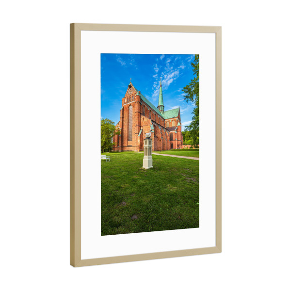 Poster mit Rahmen Gold "Skulptur, Bank und Münster" artboxONE - Natur,Reise,Architektur,Städte / Weitere