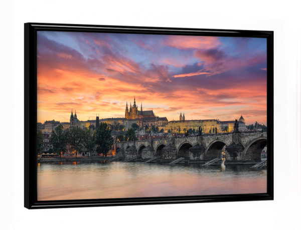 Poster mit schwarzem Rahmen "Prager Burg bei Sonnenuntergang" artboxONE - Reise,Reise / Länder,Städte / Prag
