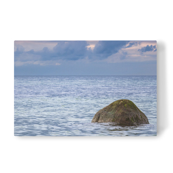 Leinwandbild "Meer, Findling, Wolken" artboxONE - Natur,Reise,Reise / Strand und Meer