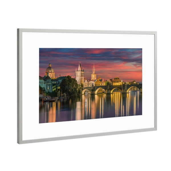 Poster mit Rahmen Silber "Prag bei Nacht" artboxONE - Reise,Reise / Länder,Städte / Prag