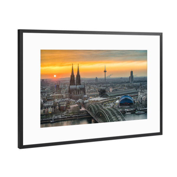 Poster mit Rahmen Schwarz (Metallic) "Sonnenuntergang Köln" artboxONE - Städte / Köln,Reise,Architektur