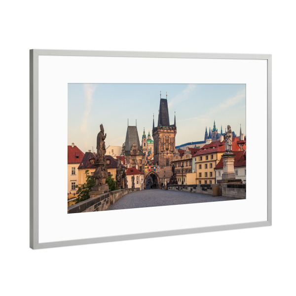 Poster mit Rahmen Silber "Karlsbrücke, Prag, Tschechien" artboxONE - Architektur,Städte / Prag