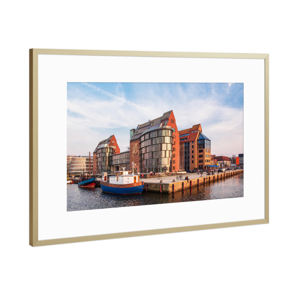 Poster mit Rahmen Gold "Silohalbinsel, Warnow und Rostock" artboxONE - Reise,Architektur,Städte / Weitere
