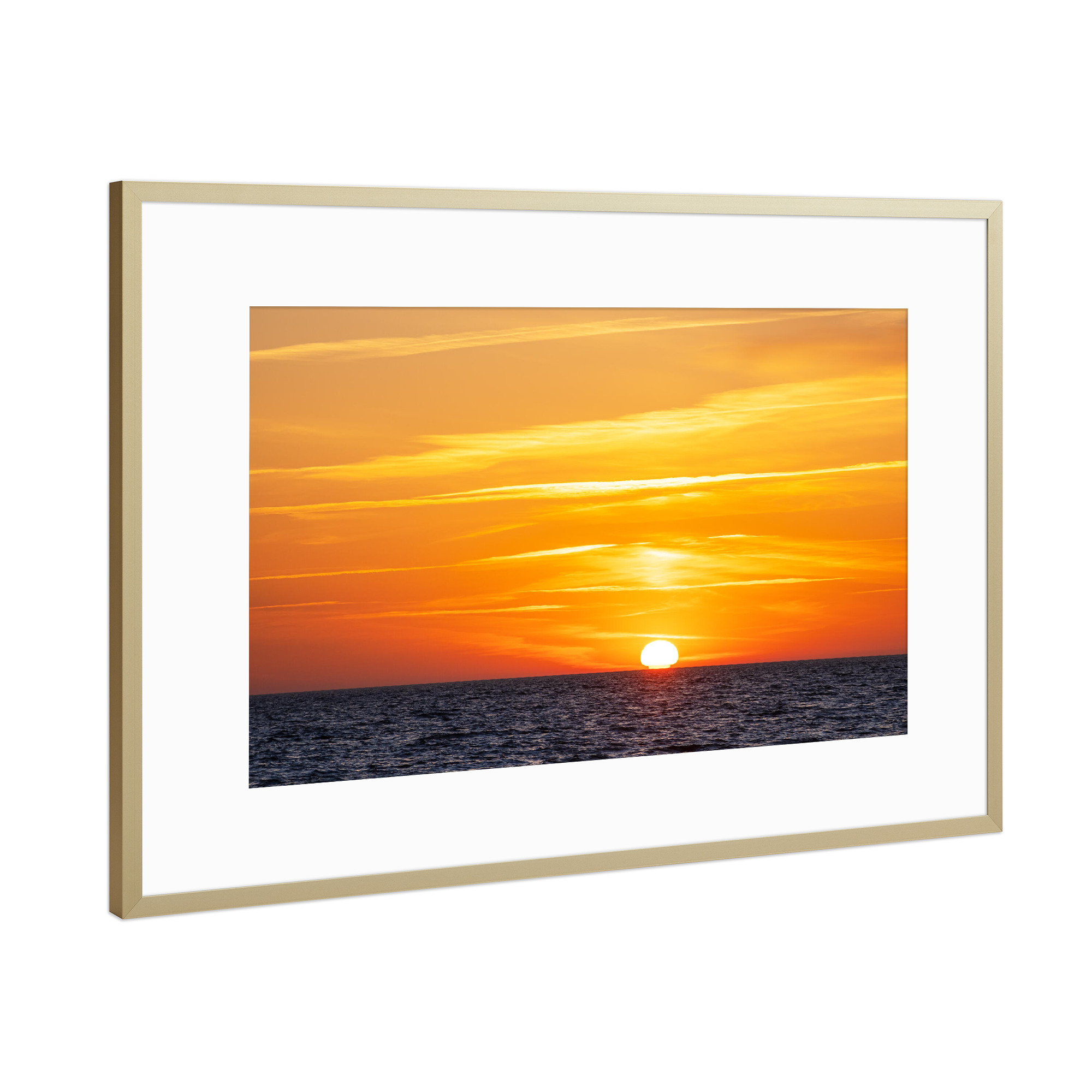 Poster mit Rahmen Gold "Sonnenuntergang, Wasser, Himmel" artboxONE - Natur,Reise,Reise / Strand und Meer
