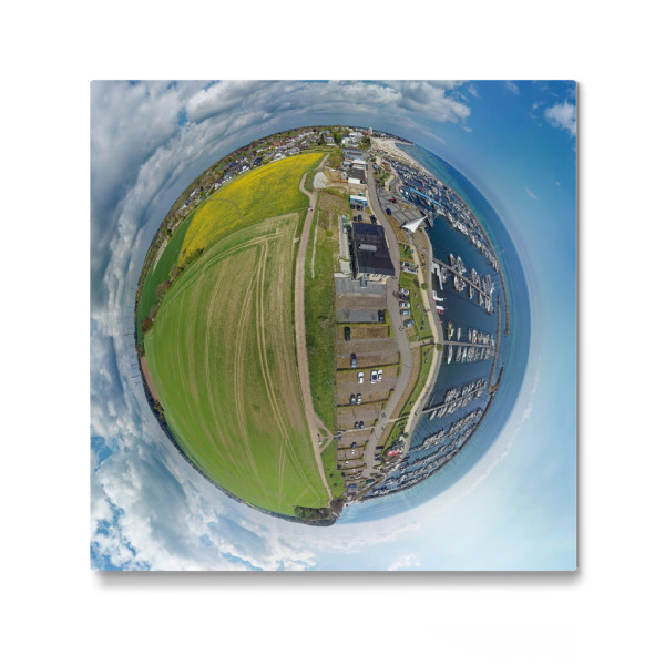 Galerie-Print "Grömitz - Yachthafen; low" 30x30 cm artboxONE