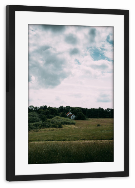 Poster mit Rahmen schwarz "Zwischen den Wäldern" artboxONE - Natur,Reise,Reise / Länder - Landschaft,Moody,Natur,Feld