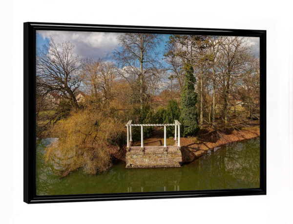 Poster mit schwarzem Rahmen "Tangerhütte-Park, See-Terrasse" artboxONE - Städte,Natur,Reise,Architektur,Städte / Weitere