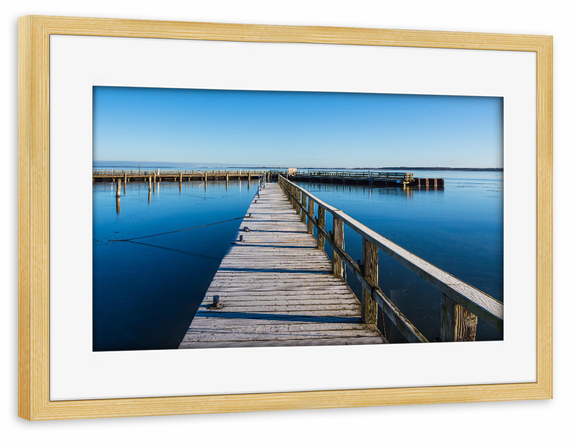 Poster mit Rahmen kiefer "Steg und Bodden auf dem Fischland" artboxONE - Natur,Reise,Architektur,Reise / Strand und Meer